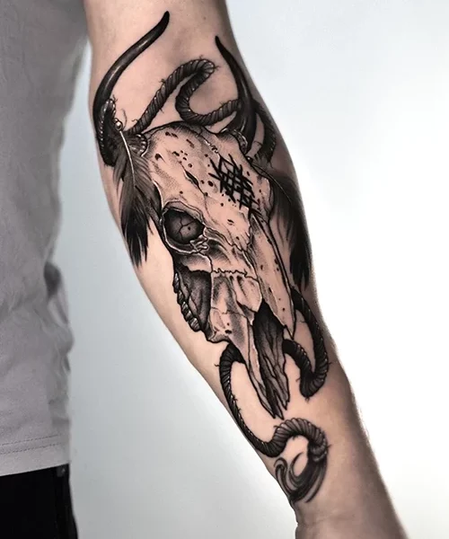 neotrad crane de taureau aixela tattoo bidart france